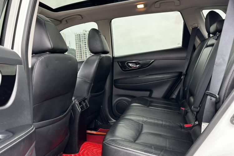 Used Nissan X-Trail 2020 2.0L XL ITS CVT 2WD SmartConnect Comfort Edition Interior 6