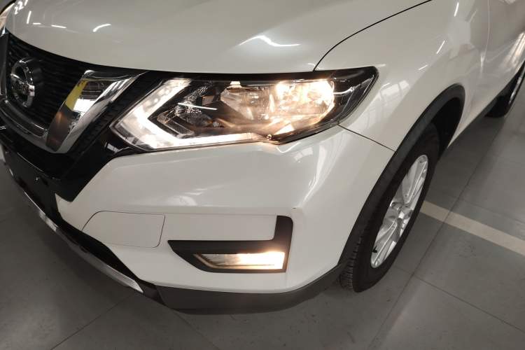 Used Nissan X-Trail 2020 2.0L XL ITS CVT 2WD SmartConnect Comfort Edition Left Front Headlight