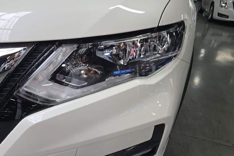 Used Nissan X-Trail 2020 2.0L XL ITS CVT 2WD SmartConnect Comfort Edition Left Front Headlight
