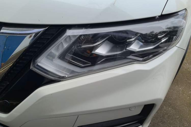 Used Nissan X-Trail 2020 2.5L XL ITS CVT 4WD Deluxe Navigation Edition Left Front Headlight