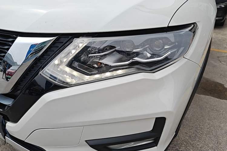 Used Nissan X-Trail 2020 2.0L XL Premium CVT 2WD SmartConnect Luxury Edition Left Front Headlight