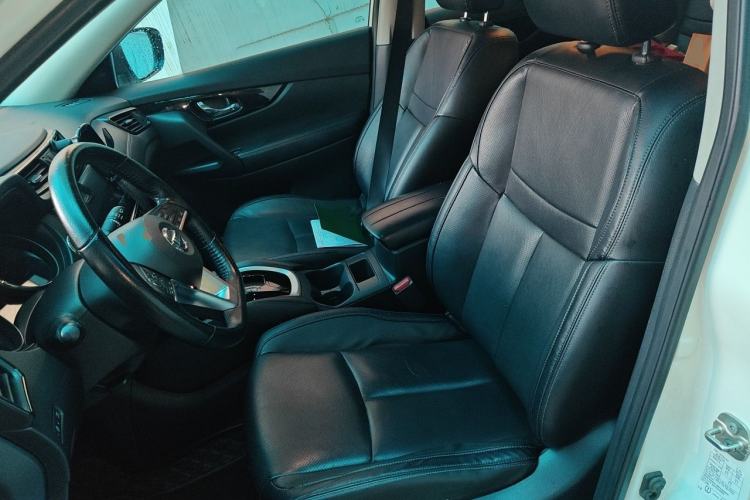 Used Nissan X-Trail 2020 2.0L XL ITS CVT 2WD SmartConnect Comfort Edition Left Front Seat