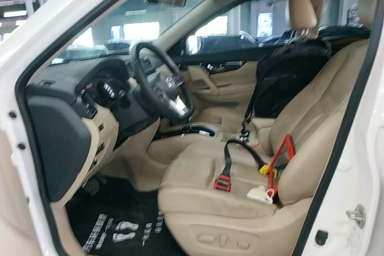 Used Nissan X-Trail 2020 2.5L XL ITS 3-Row CVT 4WD Seven-Seater Luxury Navigation Edition Left Front Seat