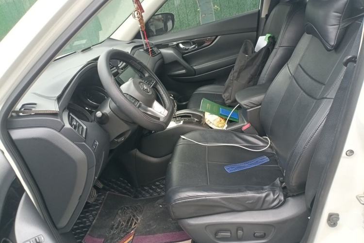 Used Nissan X-Trail 2020 2.0L XL ITS CVT 2WD SmartConnect Comfort Edition Left Front Seat
