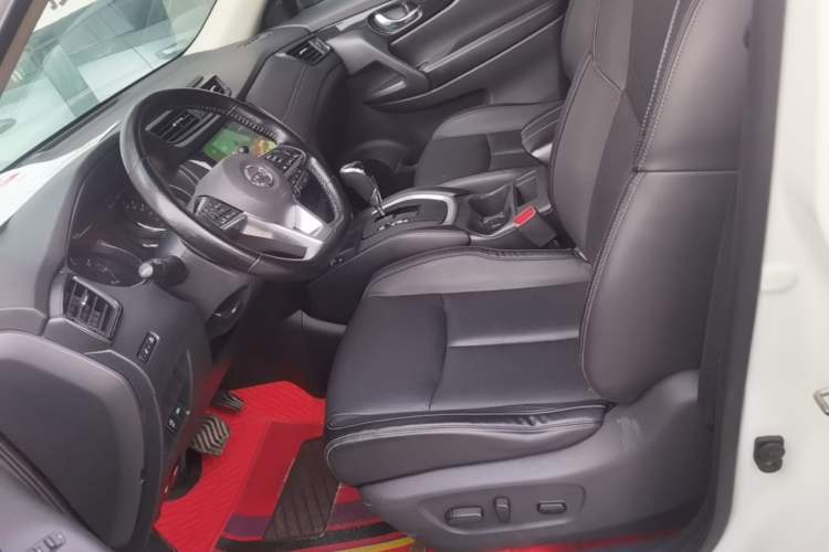 Used Nissan X-Trail 2020 2.0L XL ITS CVT 2WD SmartConnect Comfort Edition Left Front Seat