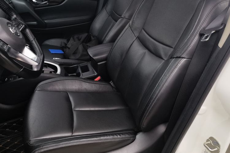 Used Nissan X-Trail 2020 2.0L XL ITS CVT 2WD SmartConnect Comfort Edition Left Front Seat