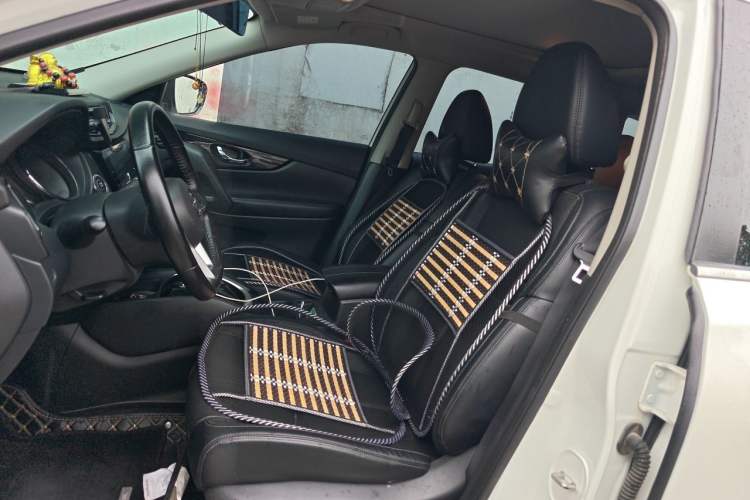 Used Nissan X-Trail 2020 2.0L XL ITS CVT 2WD SmartConnect Comfort Edition Left Front Seat