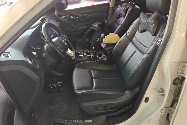 Used Nissan X-Trail 2020 2.0L XL Premium CVT 2WD SmartConnect Luxury Edition Left Front Seat