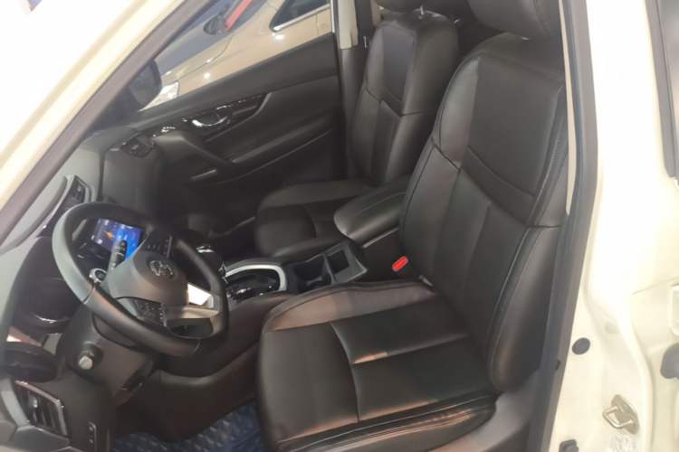 Used Nissan X-Trail 2020 2.0L XL ITS CVT 2WD SmartConnect Comfort Edition Left Front Seat