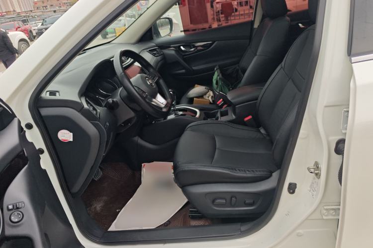 Used Nissan X-Trail 2020 2.0L XL ITS CVT 2WD SmartConnect Comfort Edition Left Front Seat