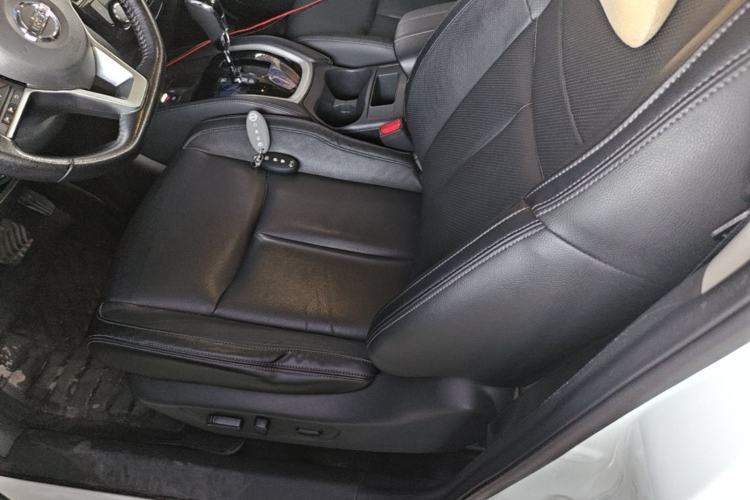 Used Nissan X-Trail 2020 2.0L XL ITS CVT 2WD SmartConnect Comfort Edition Left Front Seat