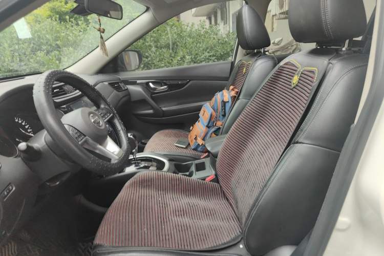 Used Nissan X-Trail 2020 2.0L XL ITS CVT 2WD SmartConnect Comfort Edition Left Front Seat