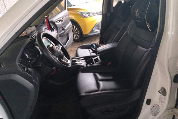 Used Nissan X-Trail 2020 2.0L XL Premium CVT 2WD SmartConnect Luxury Edition Left Front Seat