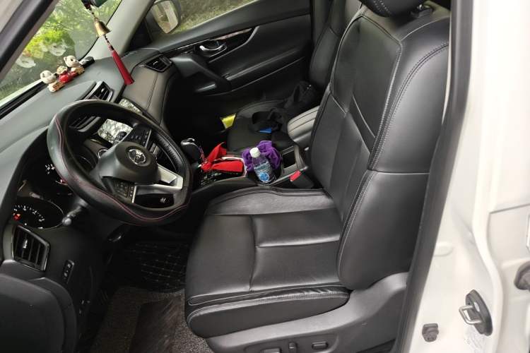 Used Nissan X-Trail 2020 2.0L XL ITS CVT 2WD SmartConnect Comfort Edition Left Front Seat