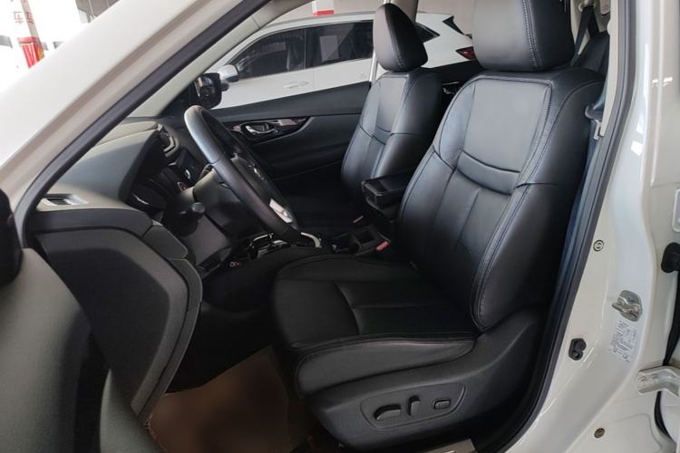 Used Nissan X-Trail 2020 2.0L XL ITS CVT 2WD SmartConnect Comfort Edition Left Front Seat