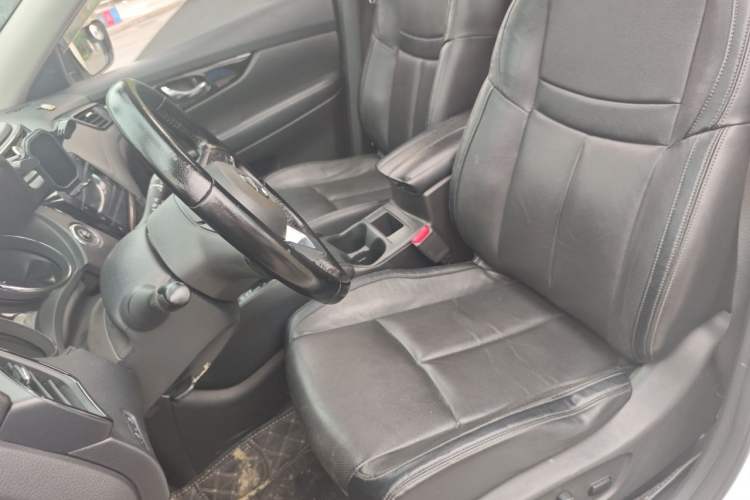 Used Nissan X-Trail 2020 2.0L XL ITS CVT 2WD SmartConnect Comfort Edition Left Front Seat