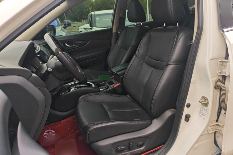 Used Nissan X-Trail 2020 2.0L XL ITS CVT 2WD SmartConnect Comfort Edition Left Front Seat