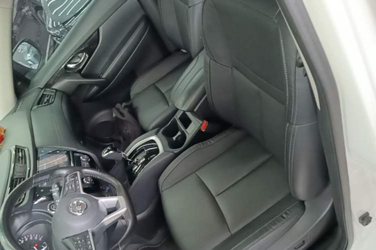 Used Nissan X-Trail 2020 2.0L XL ITS CVT 2WD SmartConnect Comfort Edition Left Front Seat