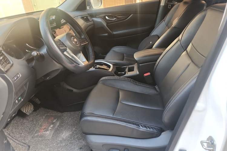 Used Nissan X-Trail 2020 2.0L XL Premium CVT 2WD SmartConnect Luxury Edition Left Front Seat