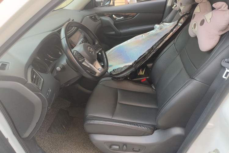 Used Nissan X-Trail 2020 2.0L XL ITS CVT 2WD SmartConnect Comfort Edition Left Front Seat