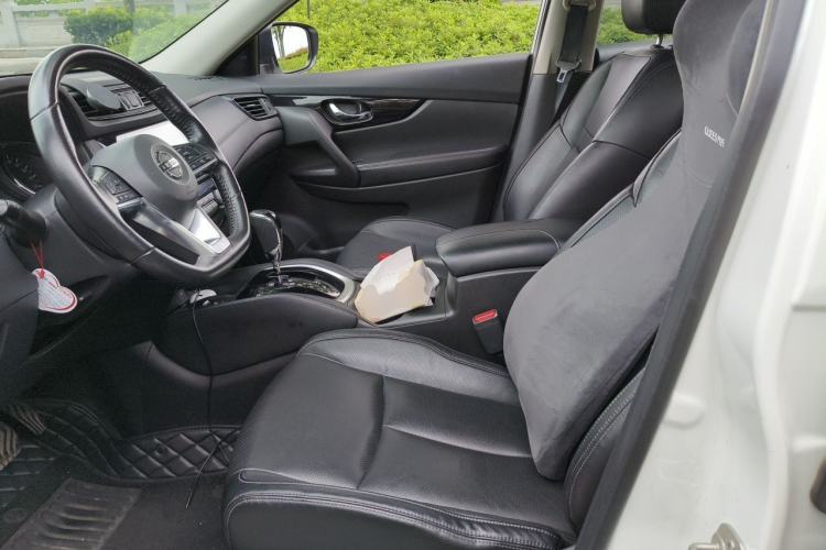 Used Nissan X-Trail 2020 2.0L XL ITS CVT 2WD SmartConnect Comfort Edition Left Front Seat