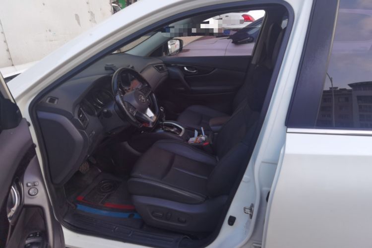 Used Nissan X-Trail 2020 2.0L XL Premium CVT 2WD SmartConnect Luxury Edition Left Front Seat