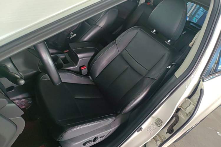 Used Nissan X-Trail 2020 2.0L XL ITS CVT 2WD SmartConnect Comfort Edition Left Front Seat
