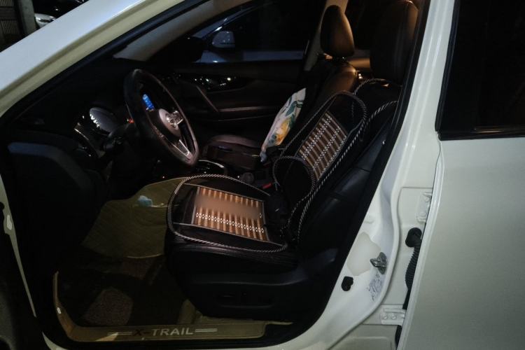 Used Nissan X-Trail 2020 2.0L XL ITS CVT 2WD SmartConnect Comfort Edition Left Front Seat