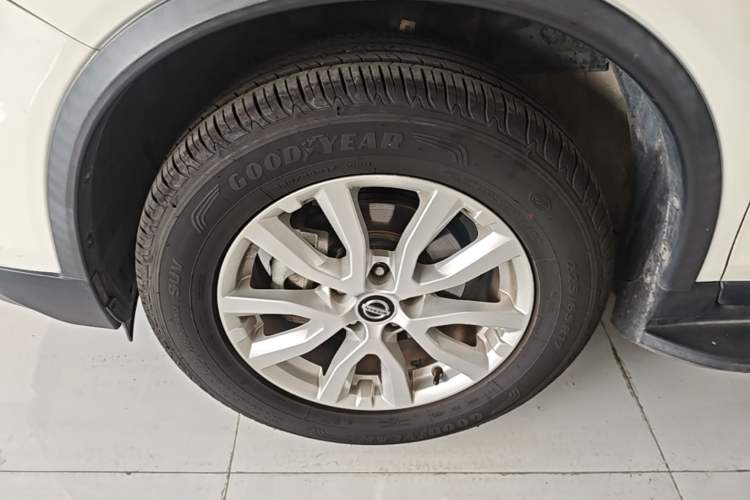 Used Nissan X-Trail 2020 2.0L XL Premium CVT 2WD SmartConnect Luxury Edition Left Front Wheel Hub
