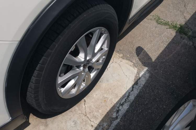 Used Nissan X-Trail 2020 2.0L XL ITS CVT 2WD SmartConnect Comfort Edition Left Front Wheel Hub