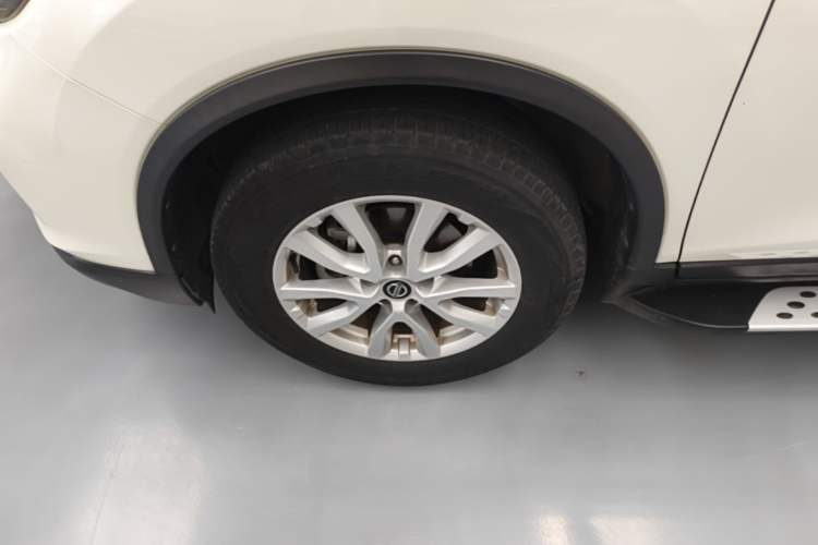 Used Nissan X-Trail 2020 2.0L XL Premium CVT 2WD SmartConnect Luxury Edition Left Front Wheel Hub