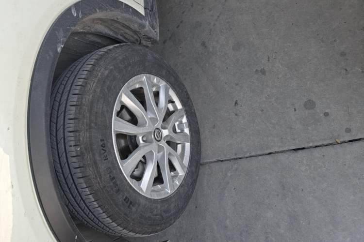 Used Nissan X-Trail 2020 2.0L XL ITS CVT 2WD SmartConnect Comfort Edition Left Front Wheel Hub