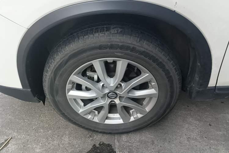 Used Nissan X-Trail 2020 2.0L XL ITS CVT 2WD SmartConnect Comfort Edition Left Front Wheel Hub