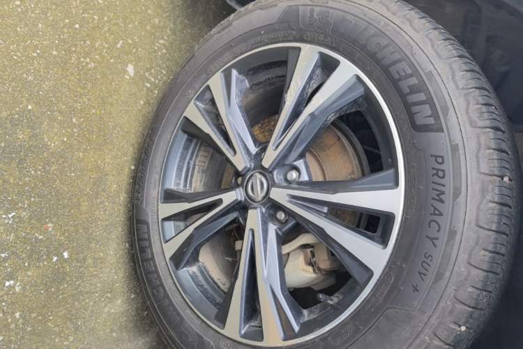 Used Nissan X-Trail 2020 2.5L XL ITS CVT 4WD Deluxe Navigation Edition Left Front Wheel Hub