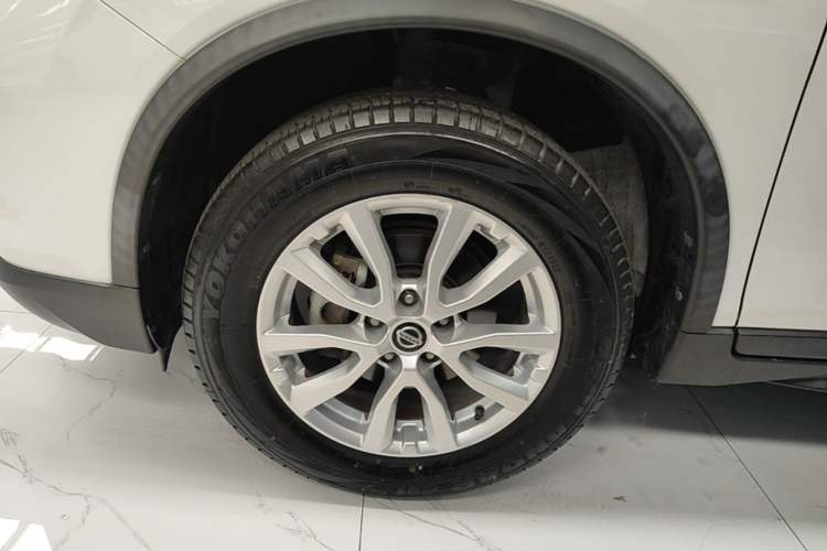 Used Nissan X-Trail 2020 2.0L XL Premium CVT 2WD SmartConnect Luxury Edition Left Front Wheel Hub