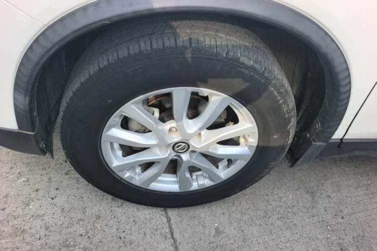 Used Nissan X-Trail 2020 2.0L XL Premium CVT 2WD SmartConnect Luxury Edition Left Front Wheel Hub