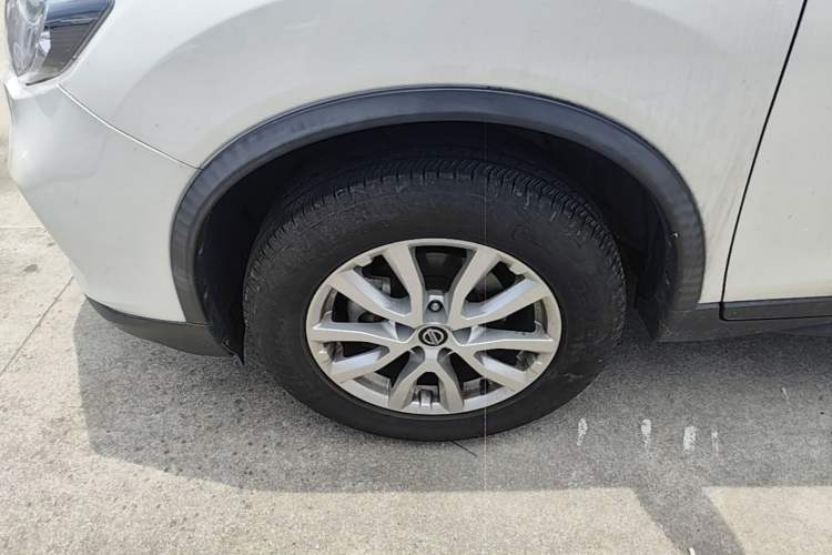 Used Nissan X-Trail 2020 2.0L XL Premium CVT 2WD SmartConnect Luxury Edition Left Front Wheel Hub