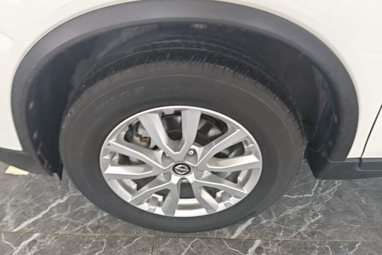 Used Nissan X-Trail 2020 2.0L XL ITS CVT 2WD SmartConnect Comfort Edition Left Front Wheel Hub