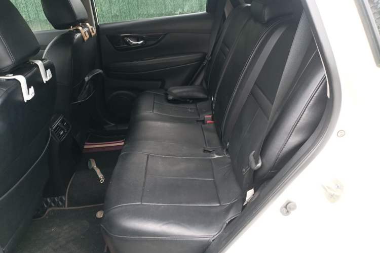 Used Nissan X-Trail 2020 2.0L XL ITS CVT 2WD SmartConnect Comfort Edition Left Rear Seat