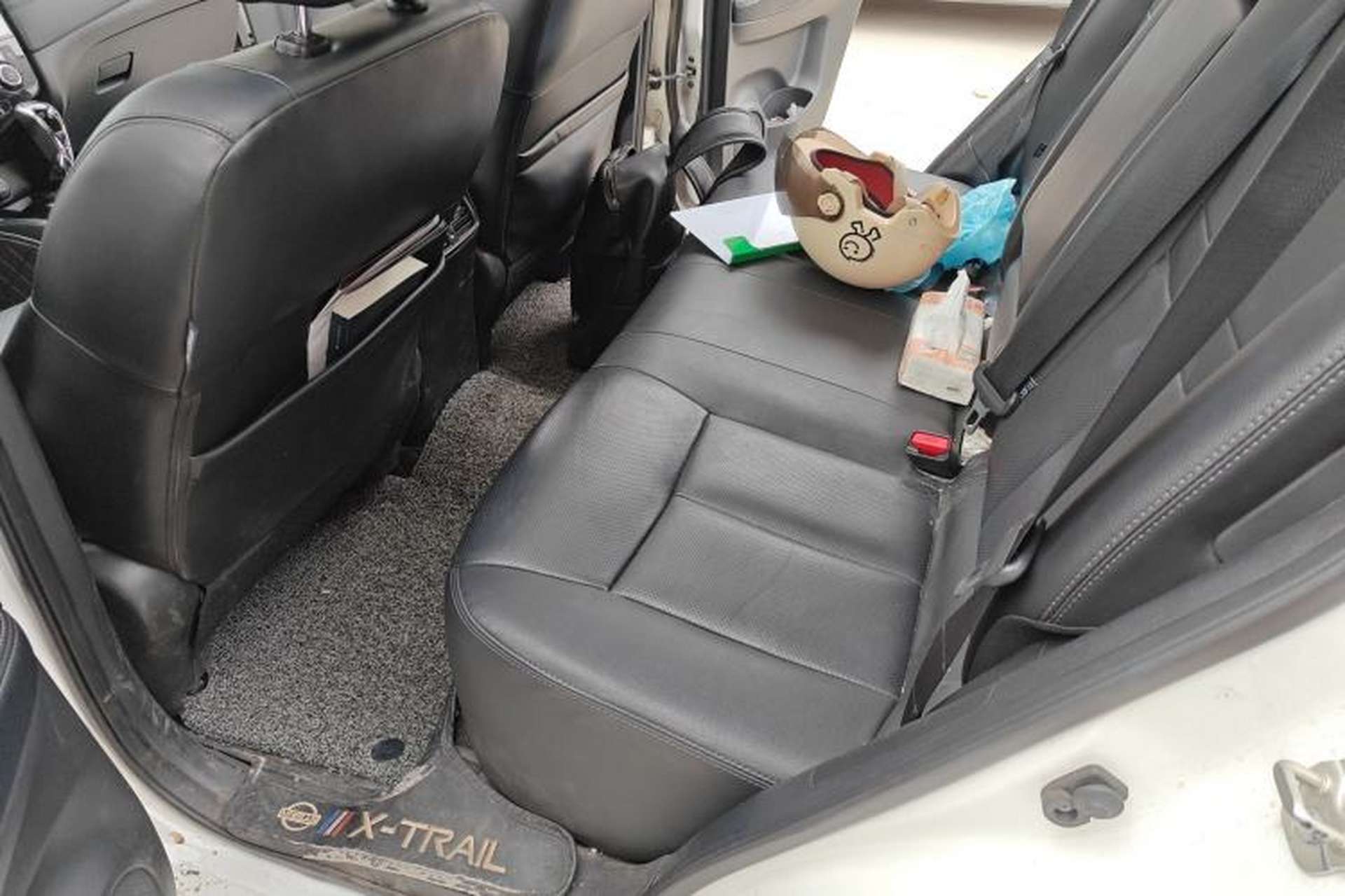 Used Nissan X-Trail 2020 2.0L XL Premium CVT 2WD SmartConnect Luxury Edition Left Rear Seat