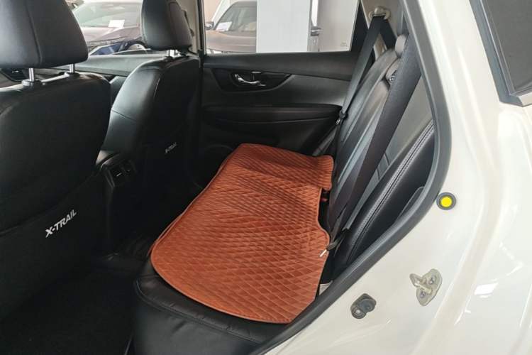 Used Nissan X-Trail 2020 2.0L XL Premium CVT 2WD SmartConnect Luxury Edition Left Rear Seat