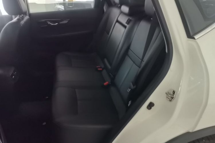Used Nissan X-Trail 2020 2.0L XL ITS CVT 2WD SmartConnect Comfort Edition Left Rear Seat