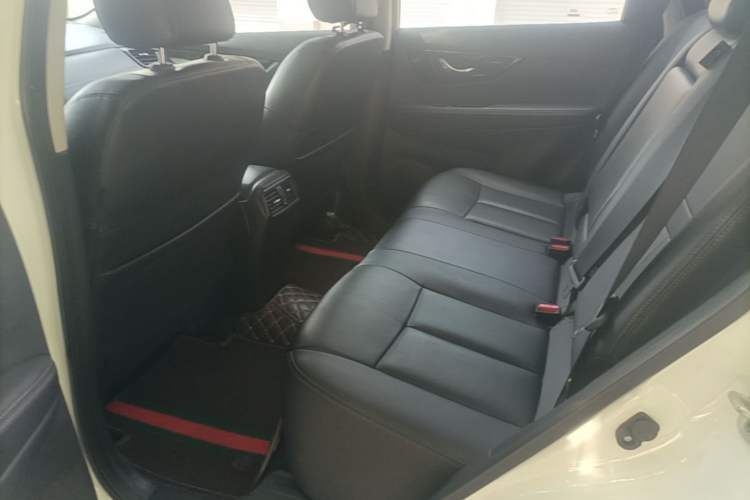 Used Nissan X-Trail 2020 2.0L XL ITS CVT 2WD SmartConnect Comfort Edition Left Rear Seat