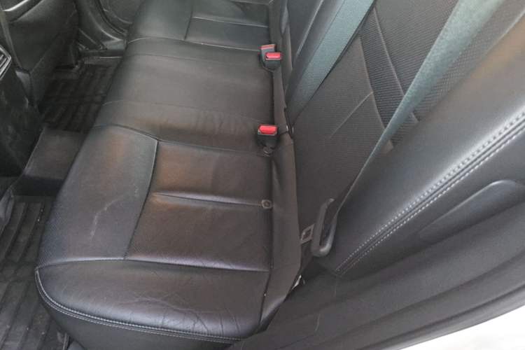 Used Nissan X-Trail 2020 2.0L XL ITS CVT 2WD SmartConnect Comfort Edition Left Rear Seat