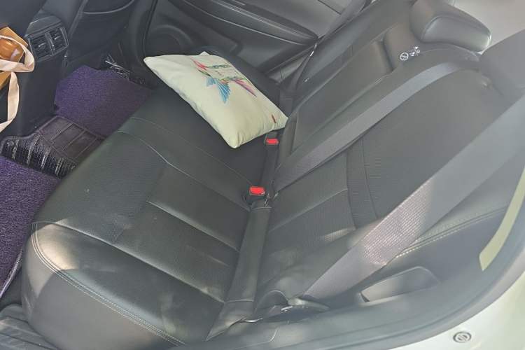 Used Nissan X-Trail 2020 2.0L XL ITS CVT 2WD SmartConnect Comfort Edition Left Rear Seat