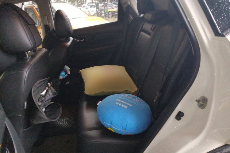 Used Nissan X-Trail 2020 2.0L XL Premium CVT 2WD SmartConnect Luxury Edition Left Rear Seat