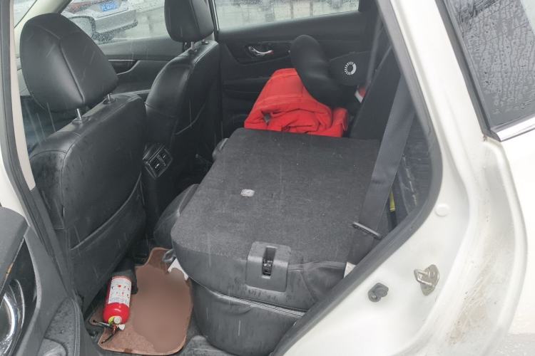 Used Nissan X-Trail 2020 2.5L XL ITS CVT 4WD Deluxe Navigation Edition Left Rear Seat