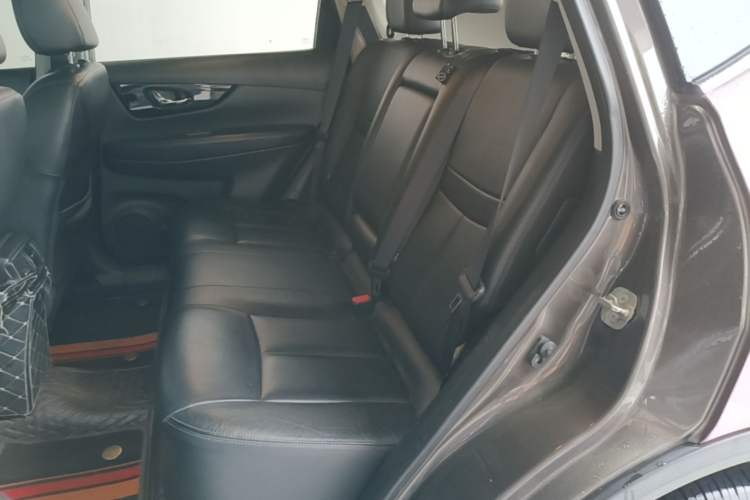 Used Nissan X-Trail 2020 2.0L XL ITS CVT 2WD SmartConnect Comfort Edition Left Rear Seat
