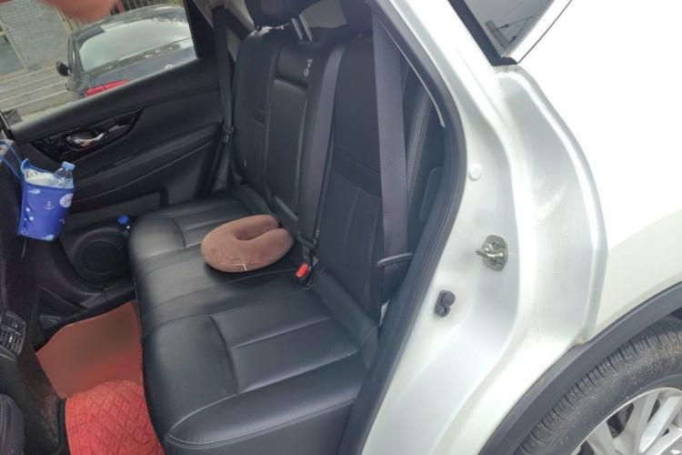 Used Nissan X-Trail 2020 2.0L XL ITS CVT 2WD SmartConnect Comfort Edition Left Rear Seat