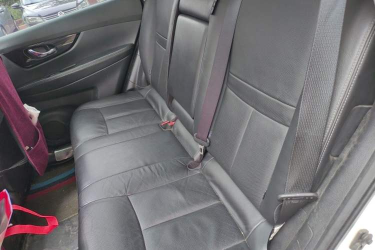 Used Nissan X-Trail 2020 2.0L XL ITS CVT 2WD SmartConnect Comfort Edition Left Rear Seat